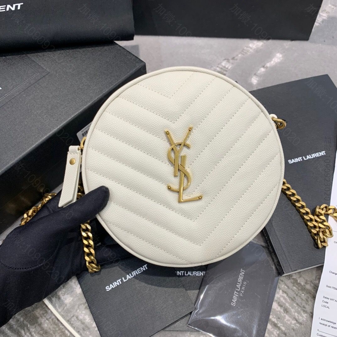 YSL/圣罗兰 VINYLE V形纹绗缝粒面皮革圆形相机包圆饼包 61043...