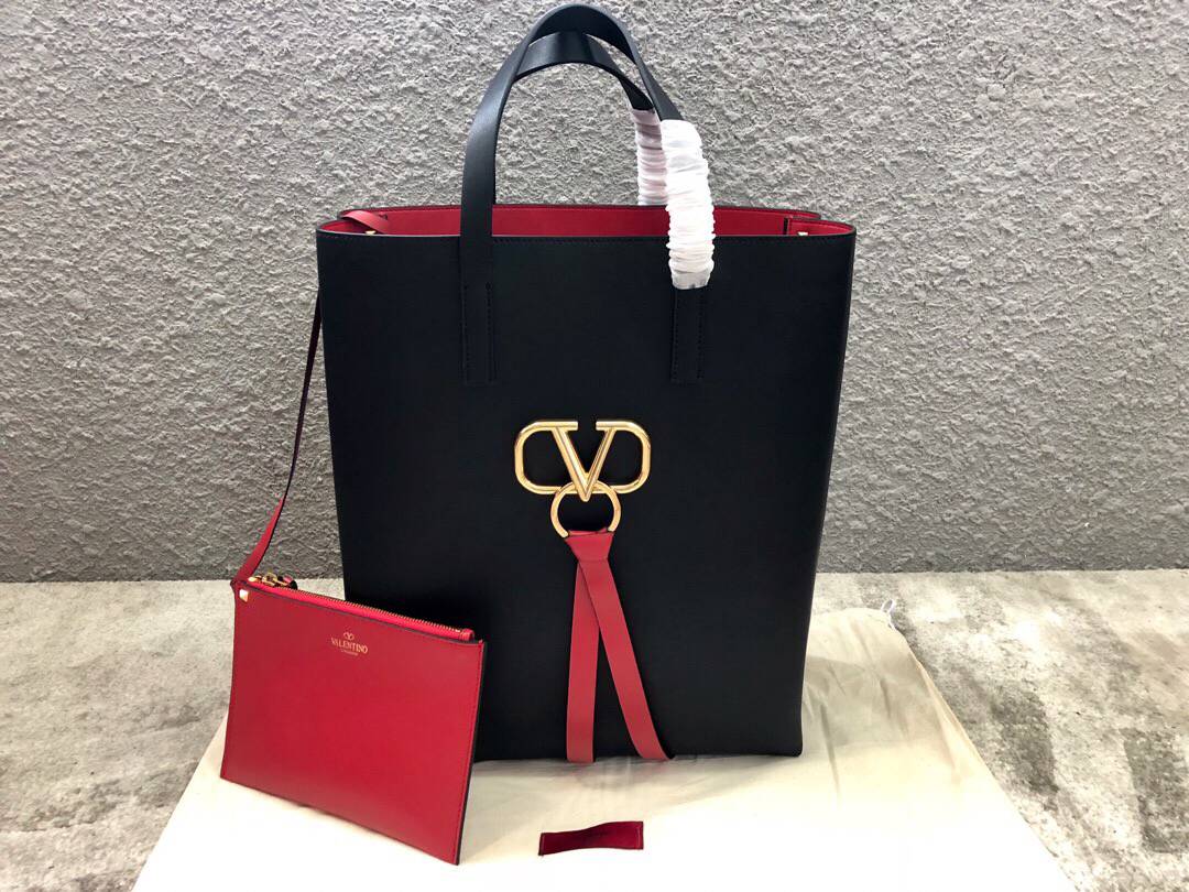 华伦天奴女士购物袋 Valentino华奴天伦金属徽标点缀黑色子母购物袋7300 
