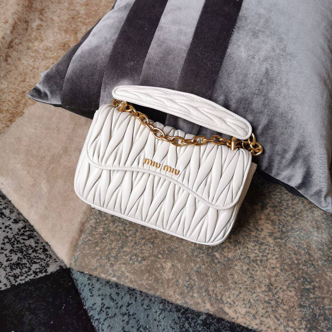 MIUMIU缪缪顶级进口Matelasse小羊皮单肩斜挎包5BD140