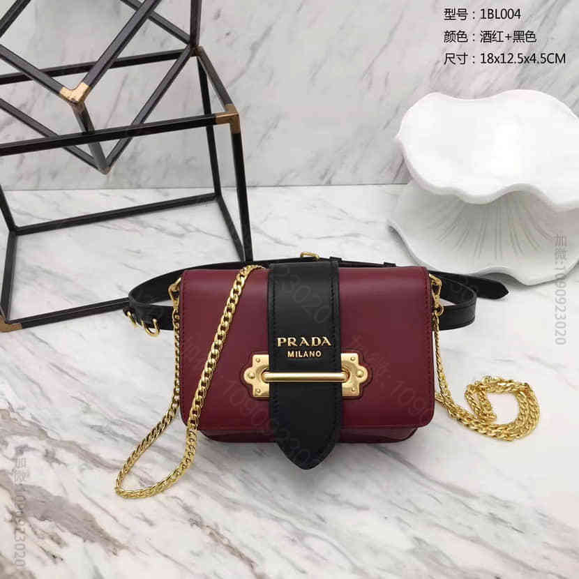 原单正品 普拉达prada cahier小牛皮链条腰包1BL004