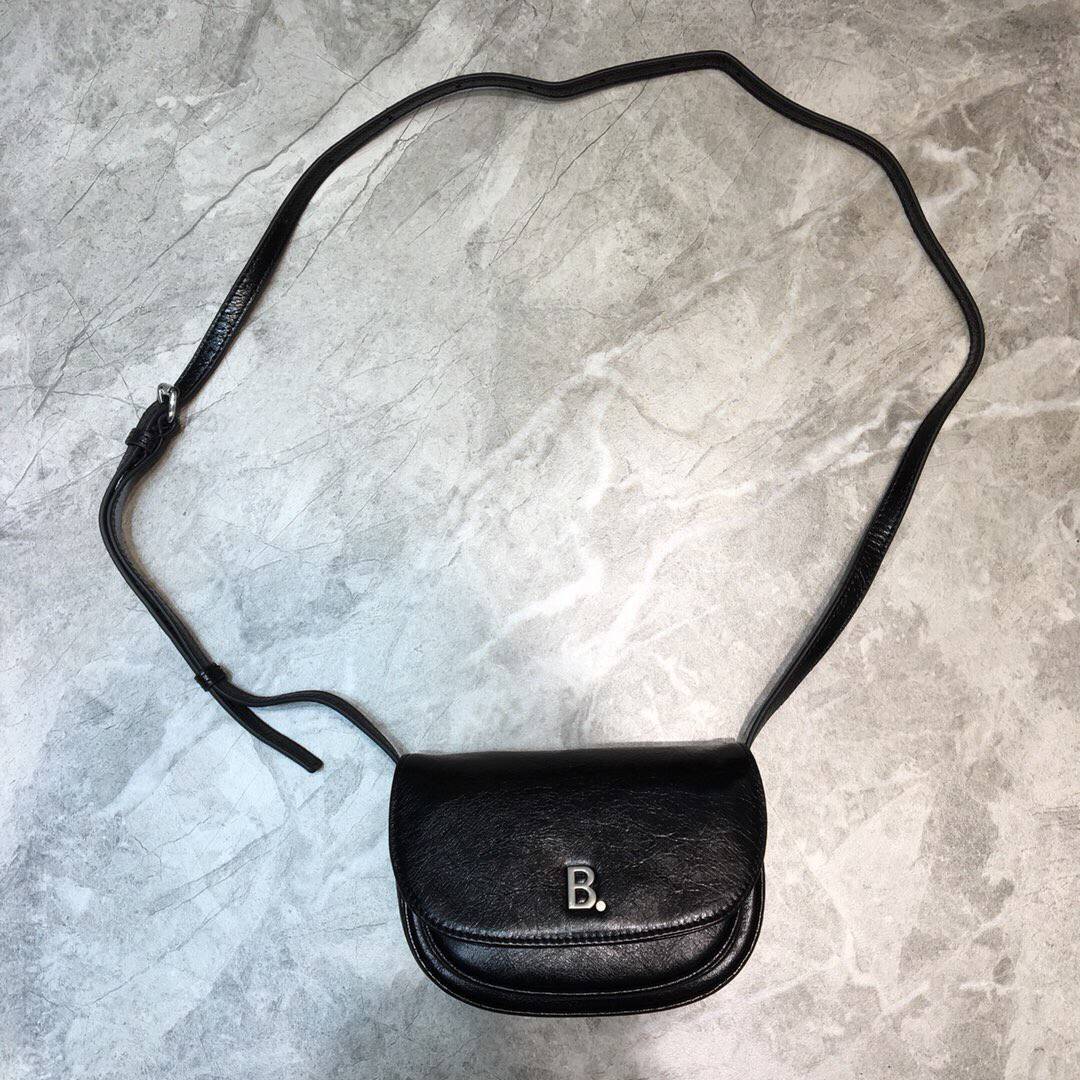 Balenciaga巴黎世家粒面纳帕小牛皮单肩斜挎包409