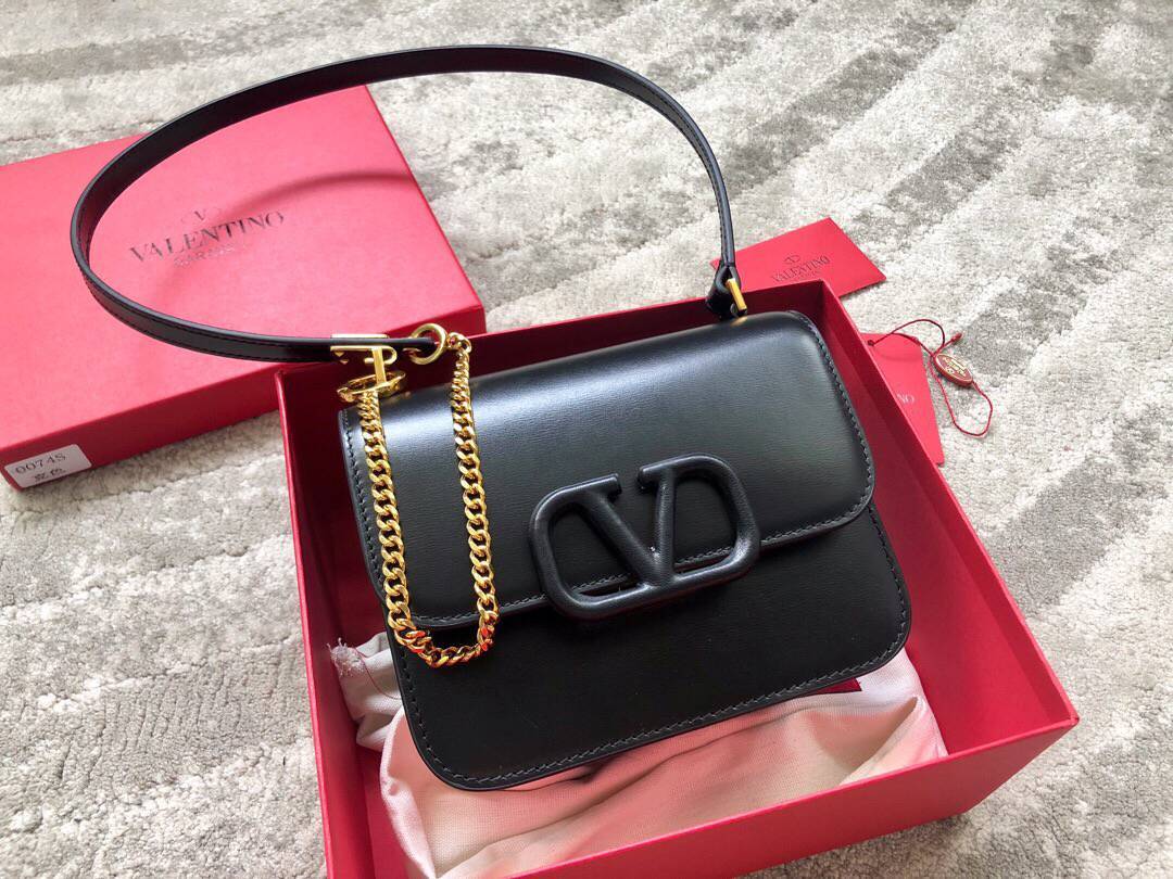 华伦天奴Valentino大V金扣复古进口牛皮单肩包0074S