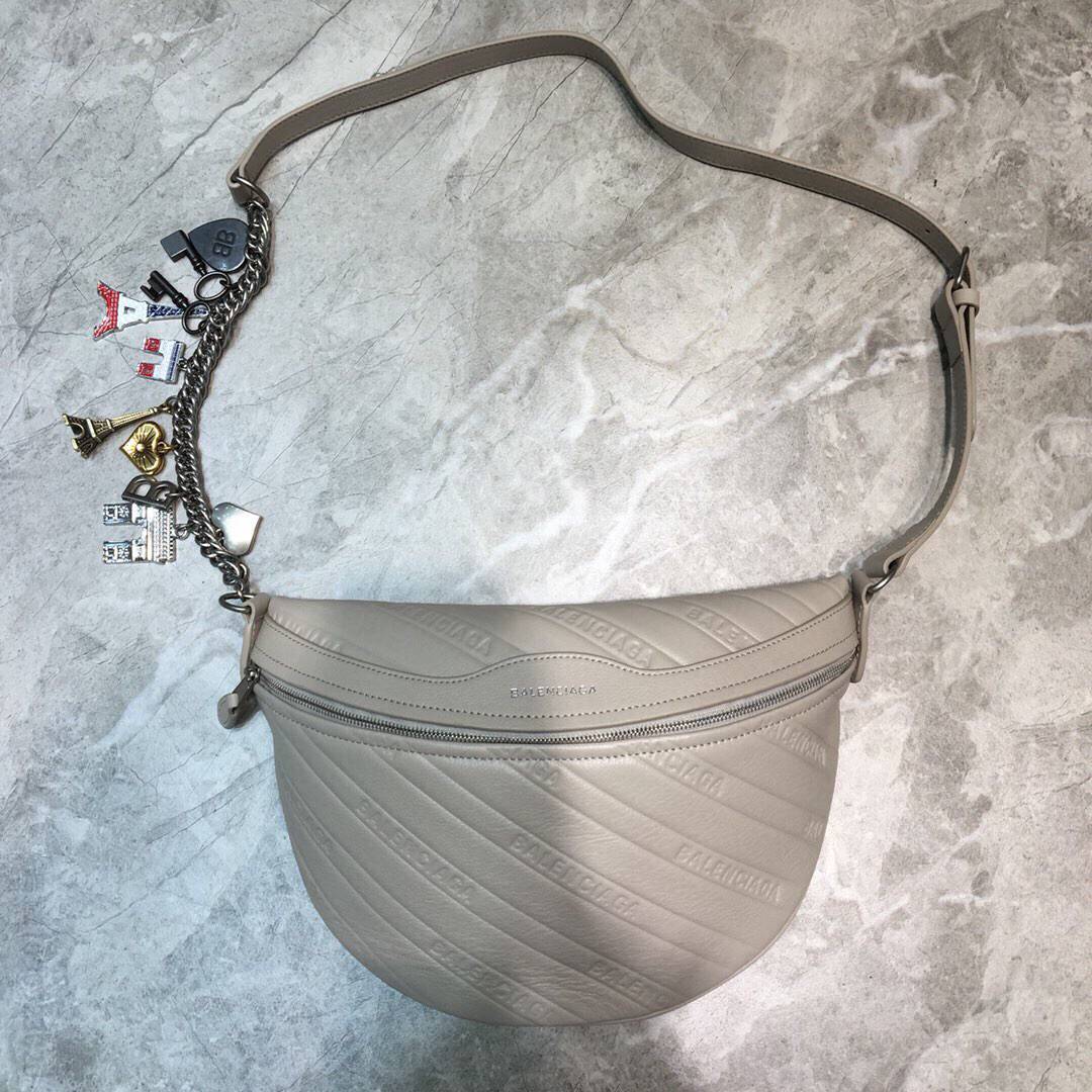 原单巴黎世家女士腰包 巴黎世家女士腰包 Balenciaga巴黎世家进口牛皮材质半月腰包180603 