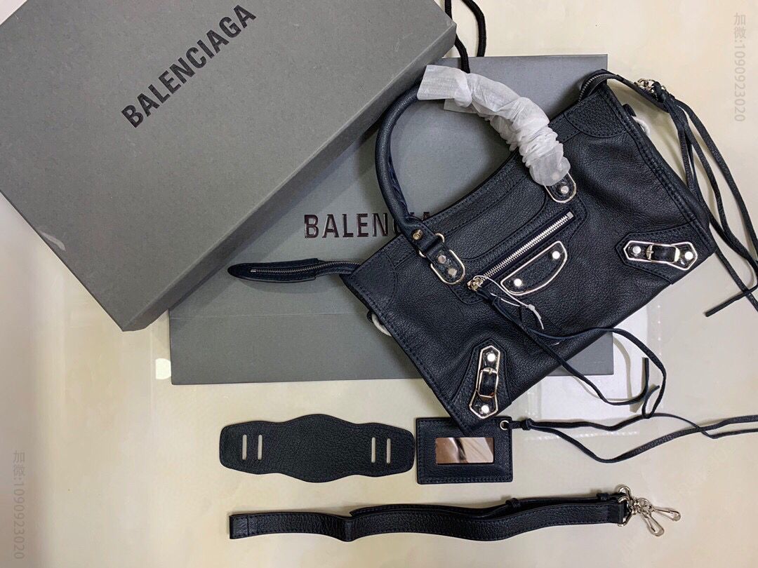 巴黎世家Balenciaga原版山羊皮配银边机车包084669