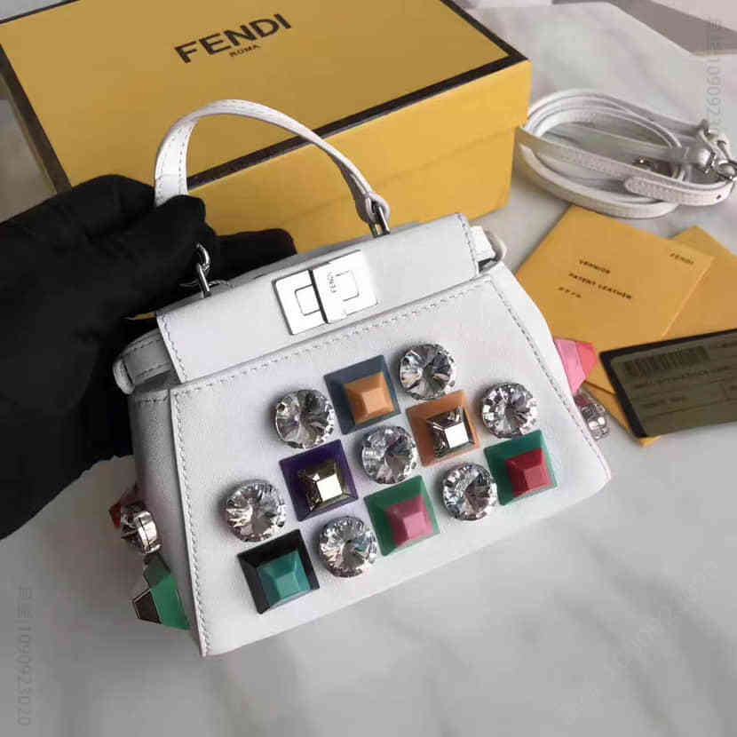 FENDI 9290D 亚克力和水晶装饰手提斜挎包 白彩