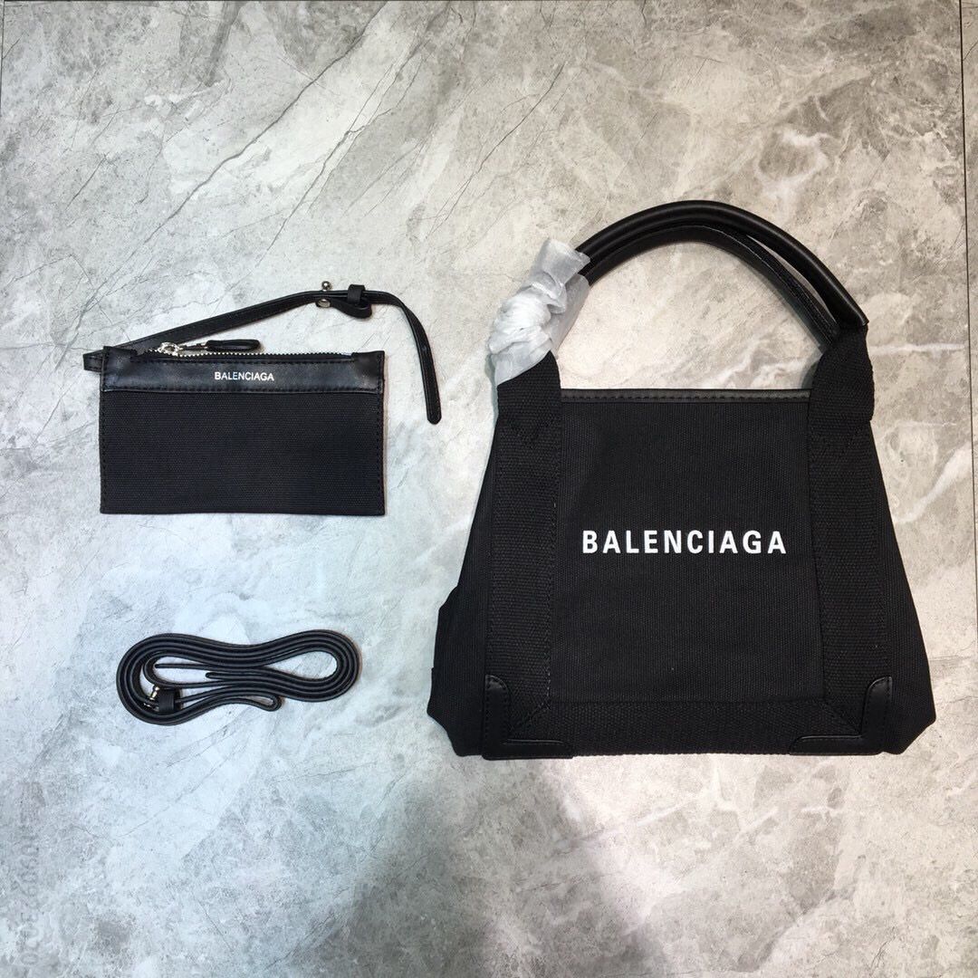 原单巴黎世家手提女包 原单巴黎世家 Balenciaga巴黎世家单排字母印花手提帆布包521 巴黎世家手提女包 