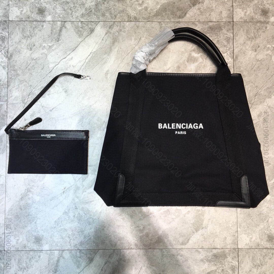 Balenciaga巴黎世家双排字母印花手提帆布包524