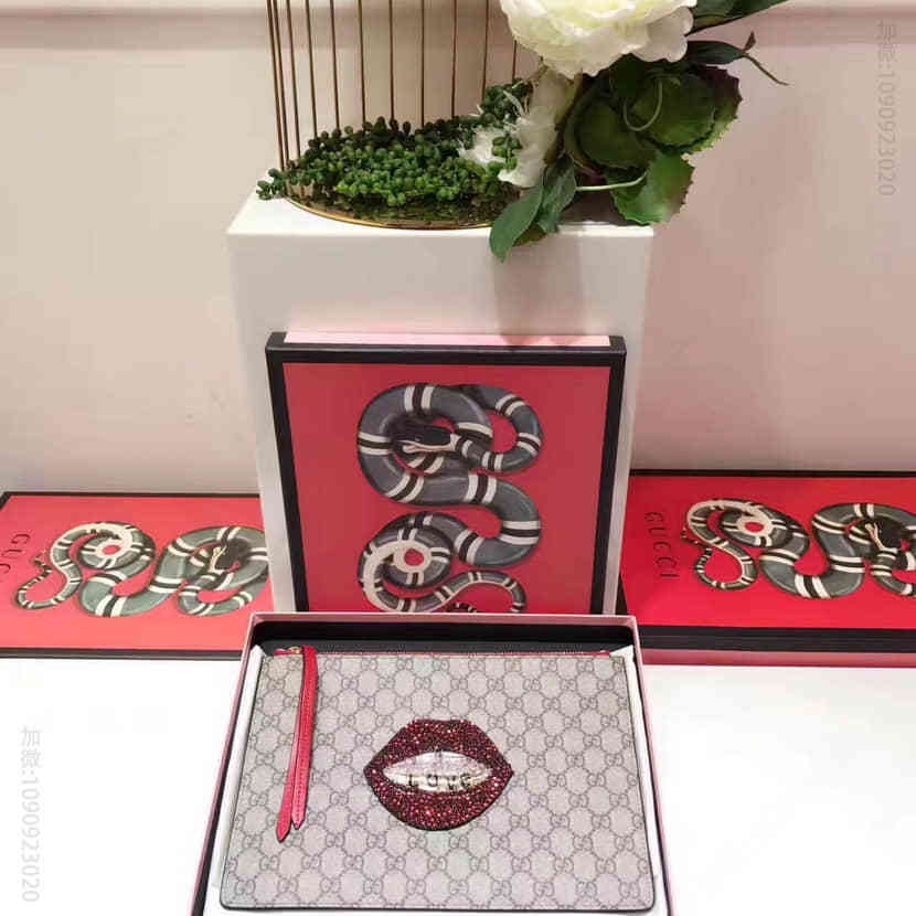 Gucci古驰 嘴唇手拿包431416