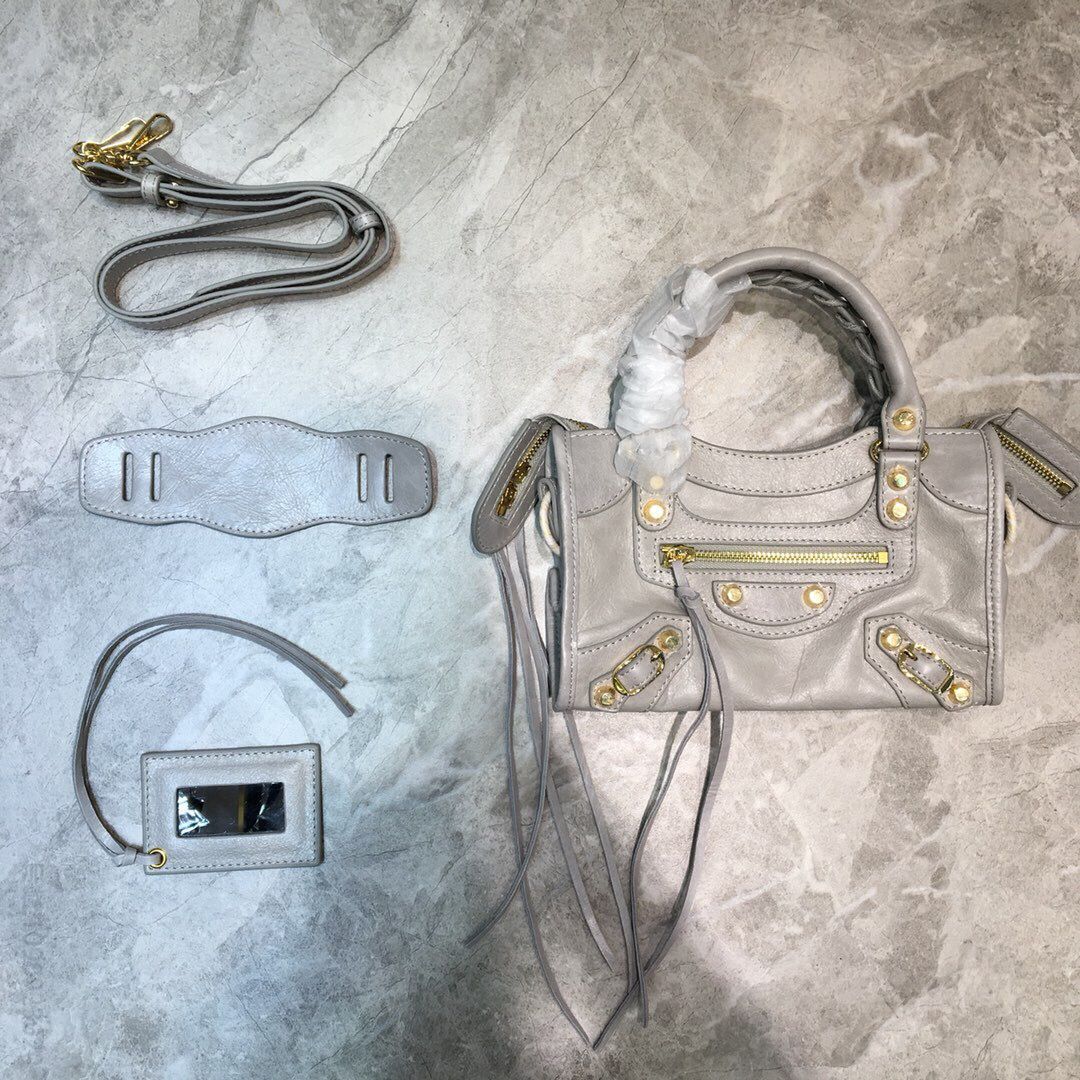 Balenciaga巴黎世家爆裂纹牛皮小平金迷你机车包084228
