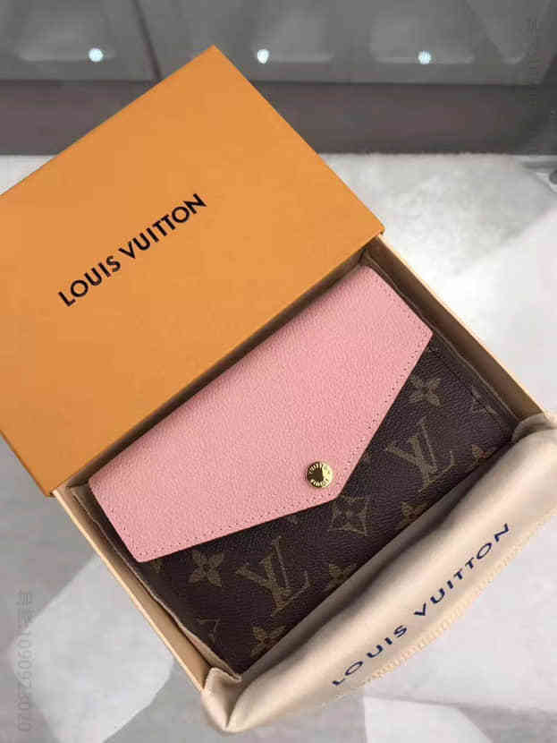 LV Pallas芭蕾粉小牛皮垂盖短款钱夹 M64072