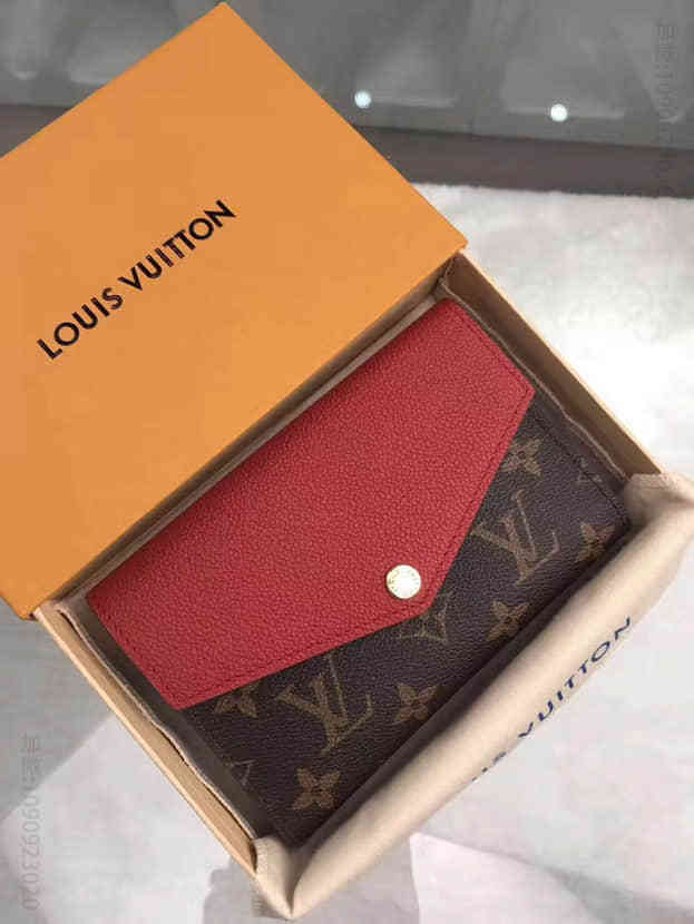 LV Pallas樱桃红小牛皮垂盖短款钱夹 M60140