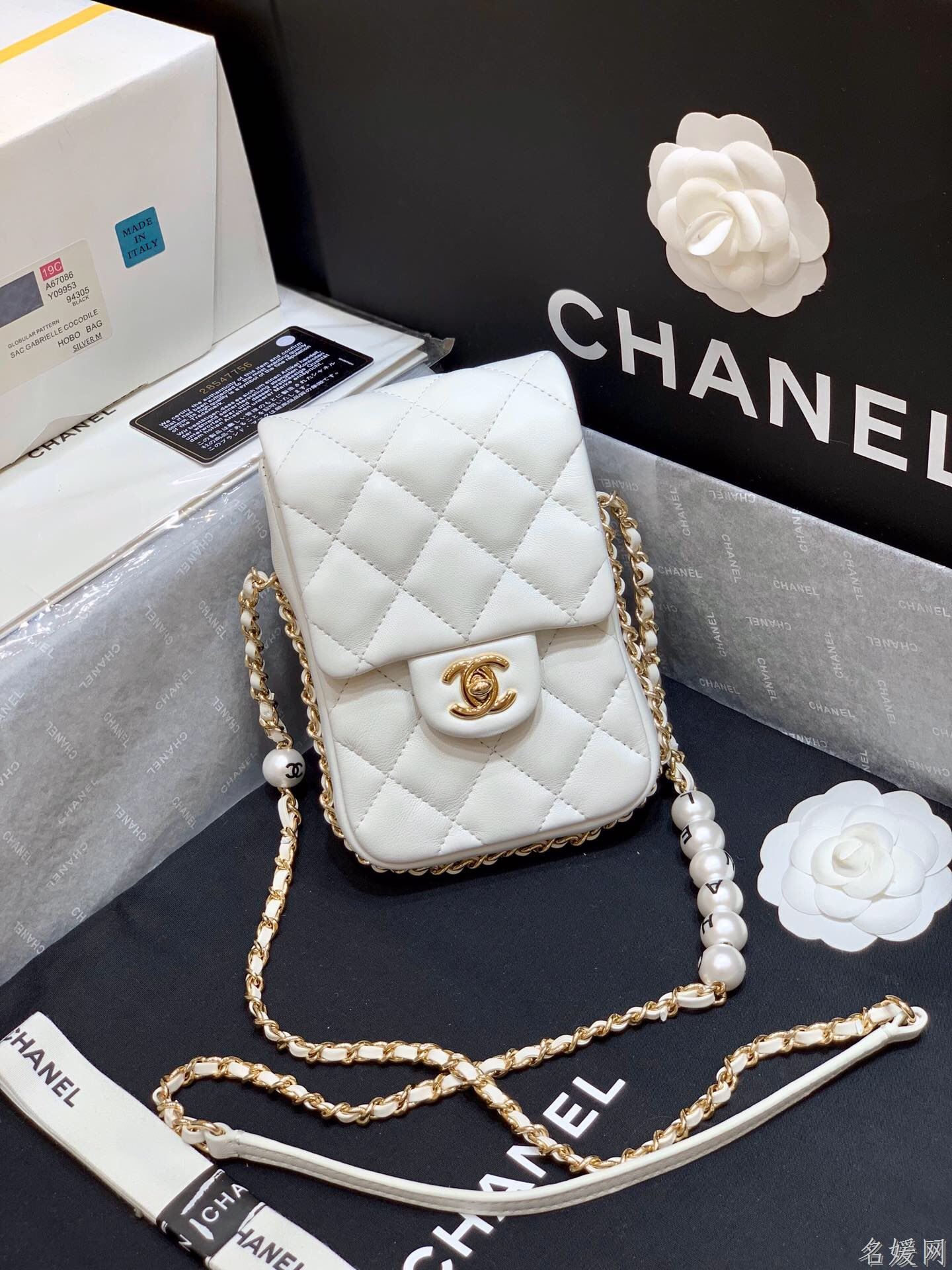 Chanel/香奈儿 2020新款珍珠字母手机包 AS1624白色
