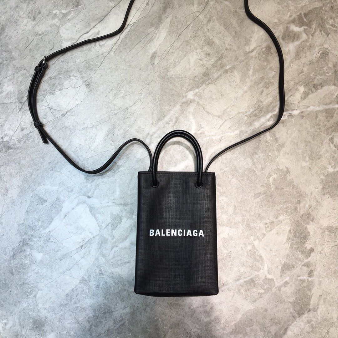Balenciaga巴黎世家配牛皮肩带黑色手机包单肩斜挎包
