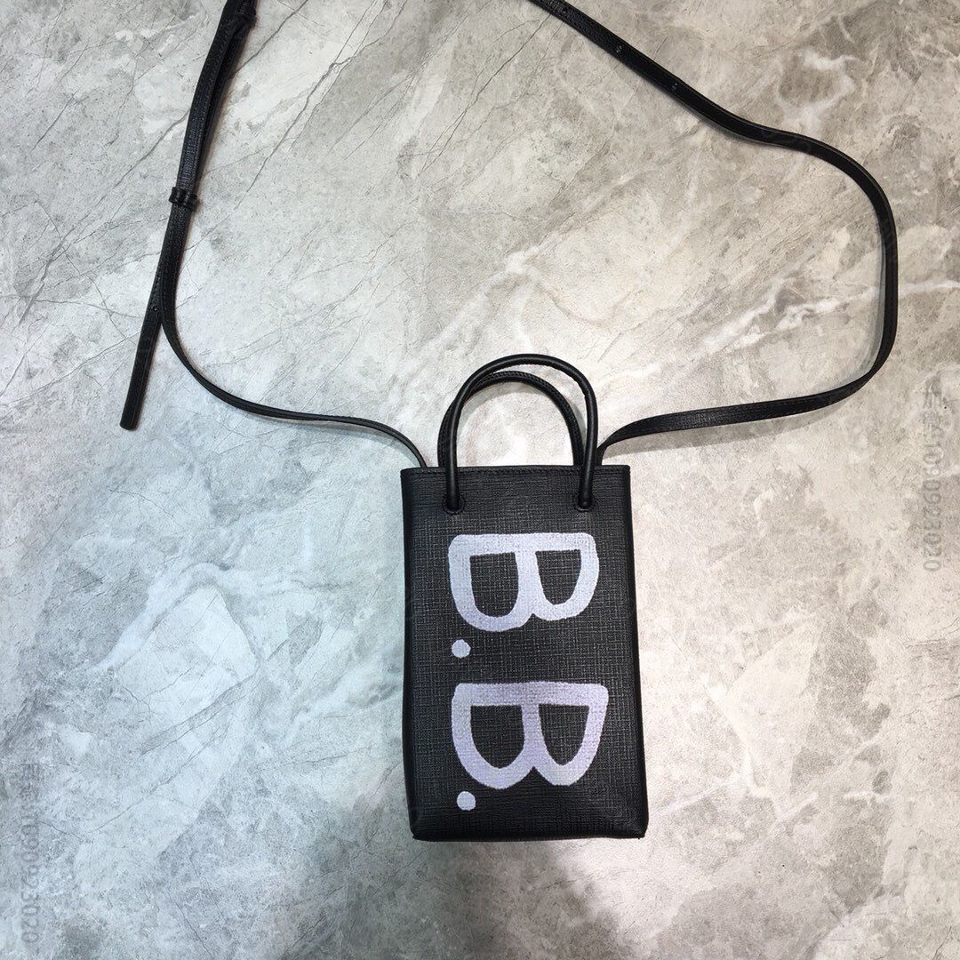 Balenciaga巴黎世家配牛皮肩带黑色涂鸦手机包单肩斜挎包