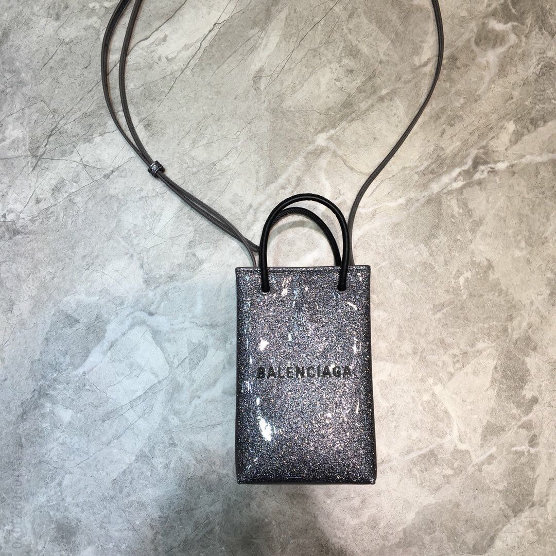 Balenciaga巴黎世家配牛皮肩带珠光灰手机包单肩斜挎包
