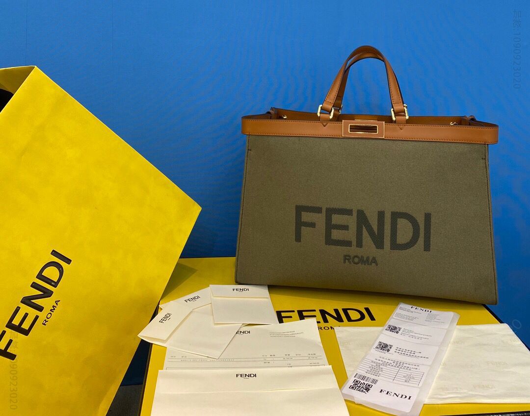 FENDI芬迪进口头层小牛皮帆布简约时尚大包8265