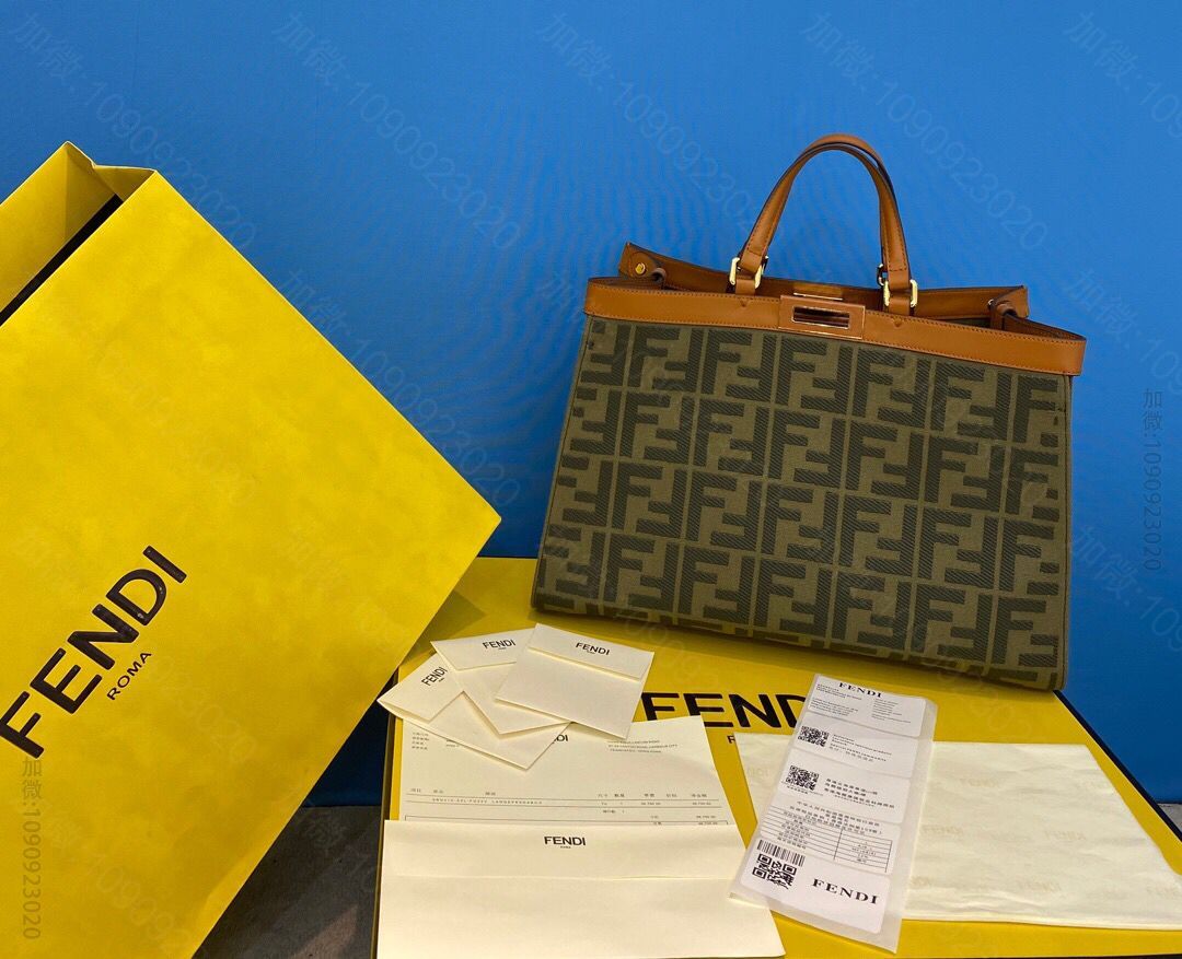 FENDI芬迪进口头层小牛皮帆布简约时尚大包手提包8265A