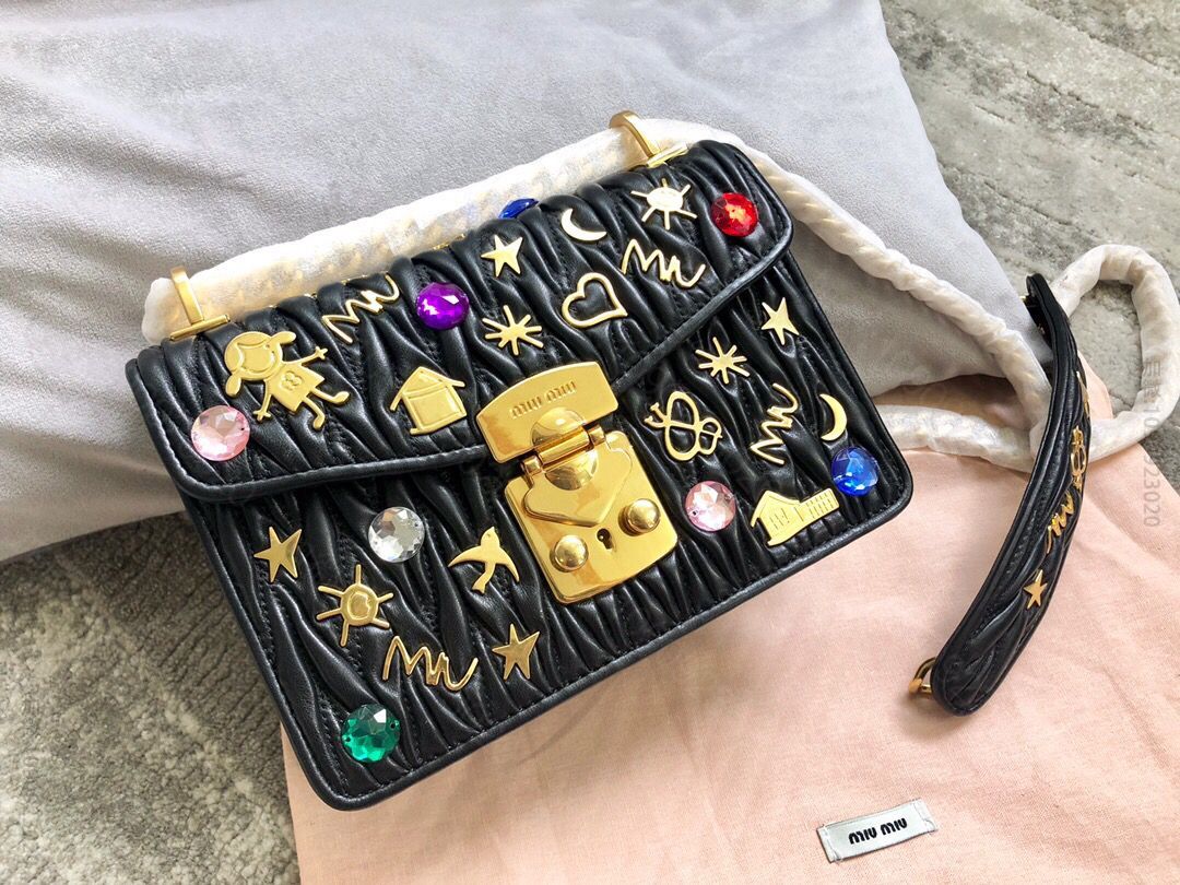 MIUMIU缪缪Matelasse顶级进口小羊皮单肩斜挎包5BD081