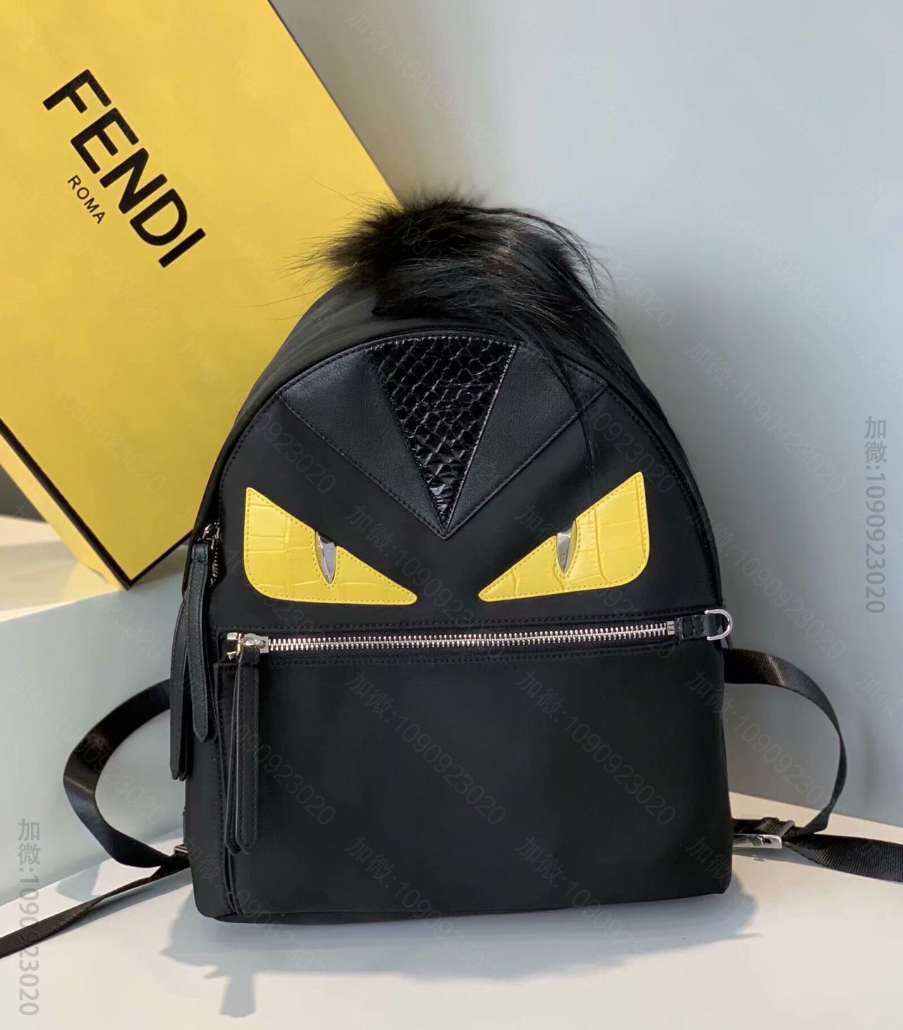 FENDI芬迪BAG BUGS图案尼龙背包2313