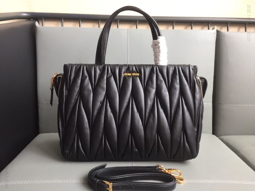MIUMIU缪缪新款顶级进口小羊皮大提花凸纹手提包5BB027