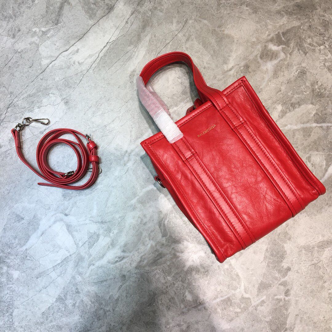 Balenciaga巴黎世家2023新款 XS号摔牛皮手袋443094