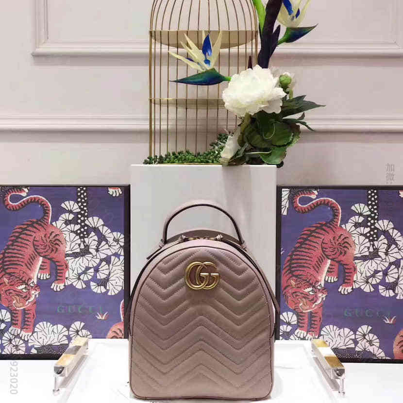 Gucci古驰 GG Marmont绗缝真皮双肩背包 476671 裸粉色