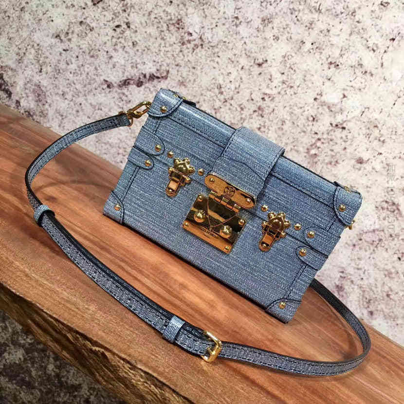 LV PETITE MALLE 手袋Epi皮革盒子斜挎包M54589