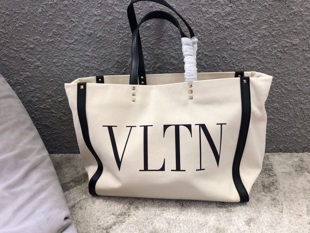 高仿华伦天奴女士购物袋 华伦天奴女士购物袋 Valentino华伦天奴VLTN品牌大logo帆布款购物袋0978A 