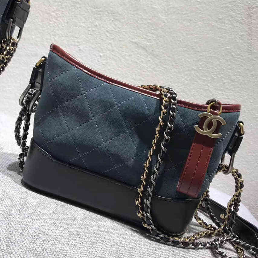 香奈儿CHANEL 牛仔蓝 磨砂胎牛皮GABRIELLE 小号流浪包
