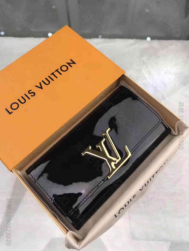 LV 黑色漆皮镜面小牛皮 长款女士钱夹 M61316