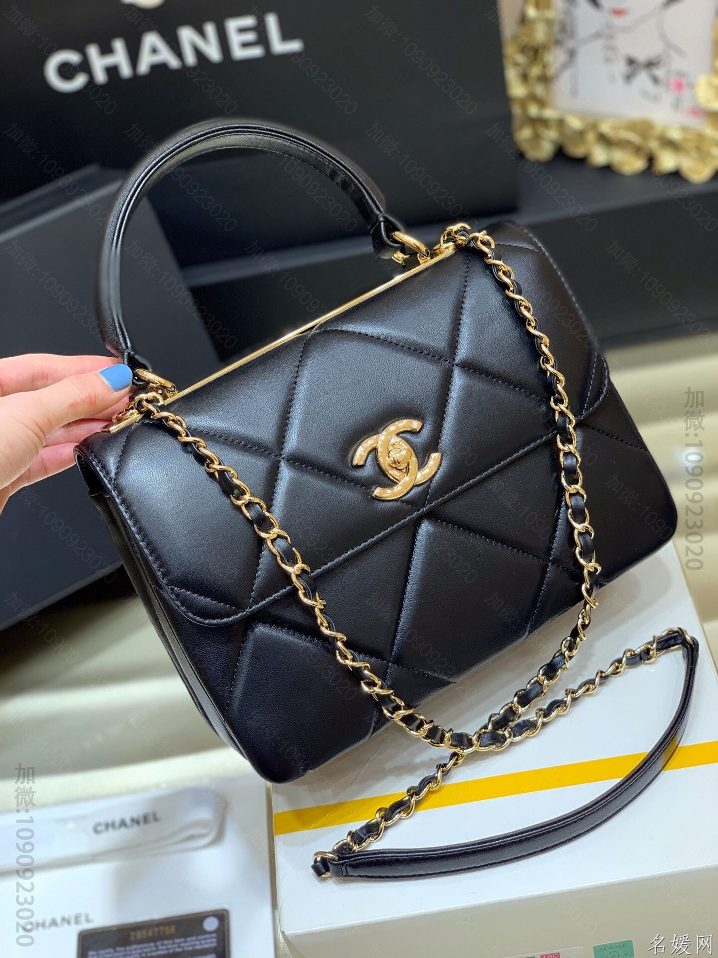 Chanel/香奈儿 trendy大格纹手提包 92236
