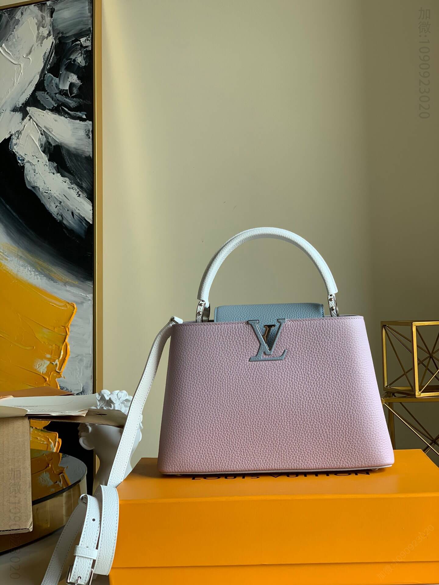 LV M56290 Capucines 中号手袋