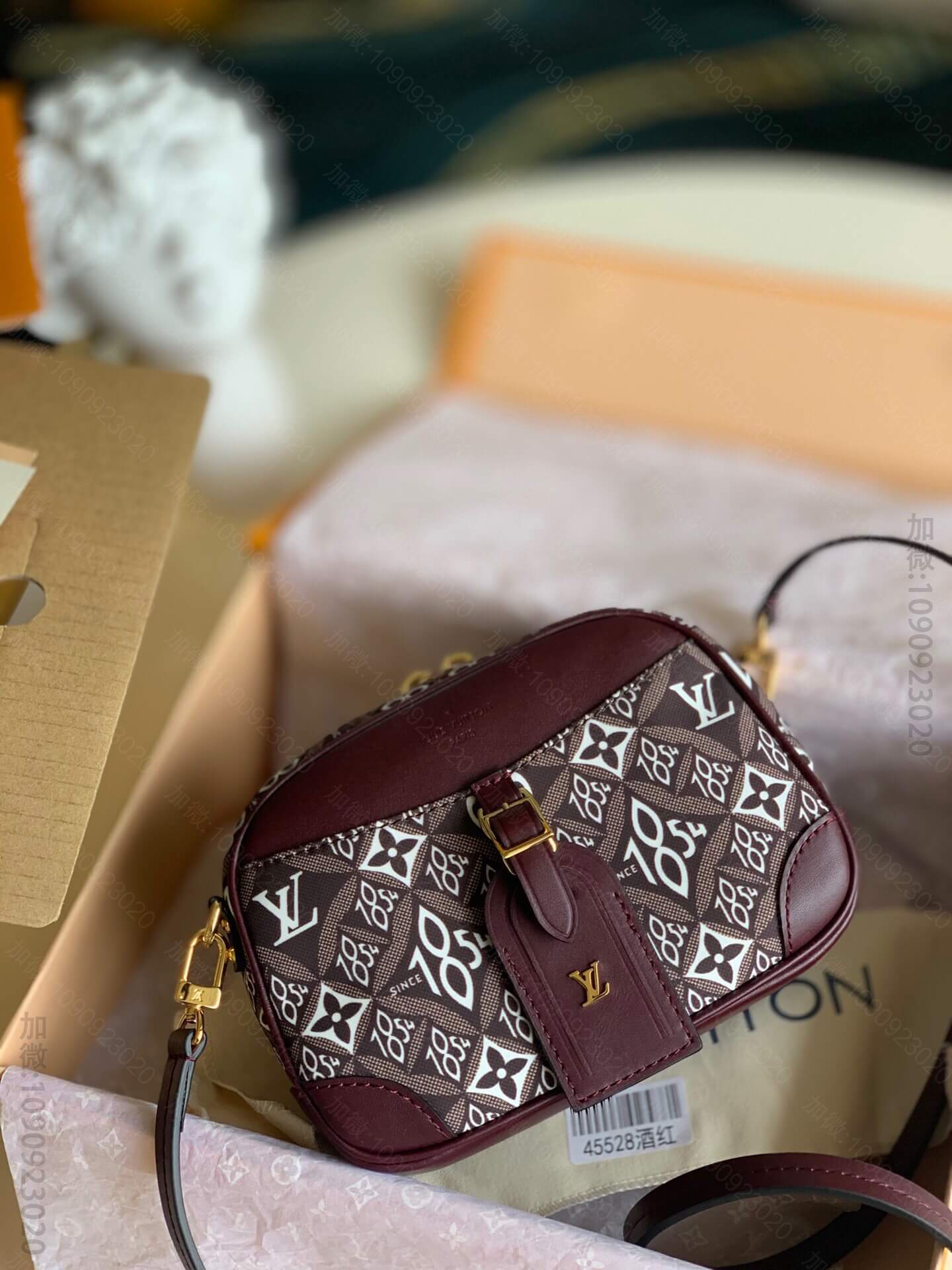 LV M45528 Mini Luggage 手袋