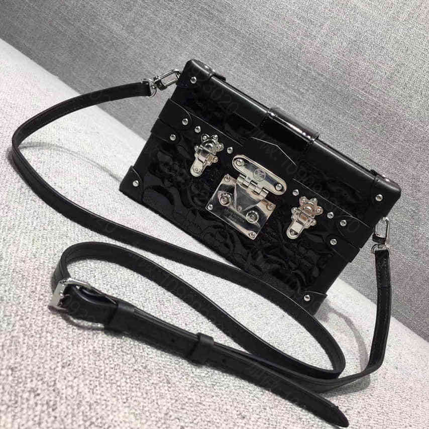LV PETITE MALLE漆面小牛皮木盒小箱子手袋斜挎包 M54625