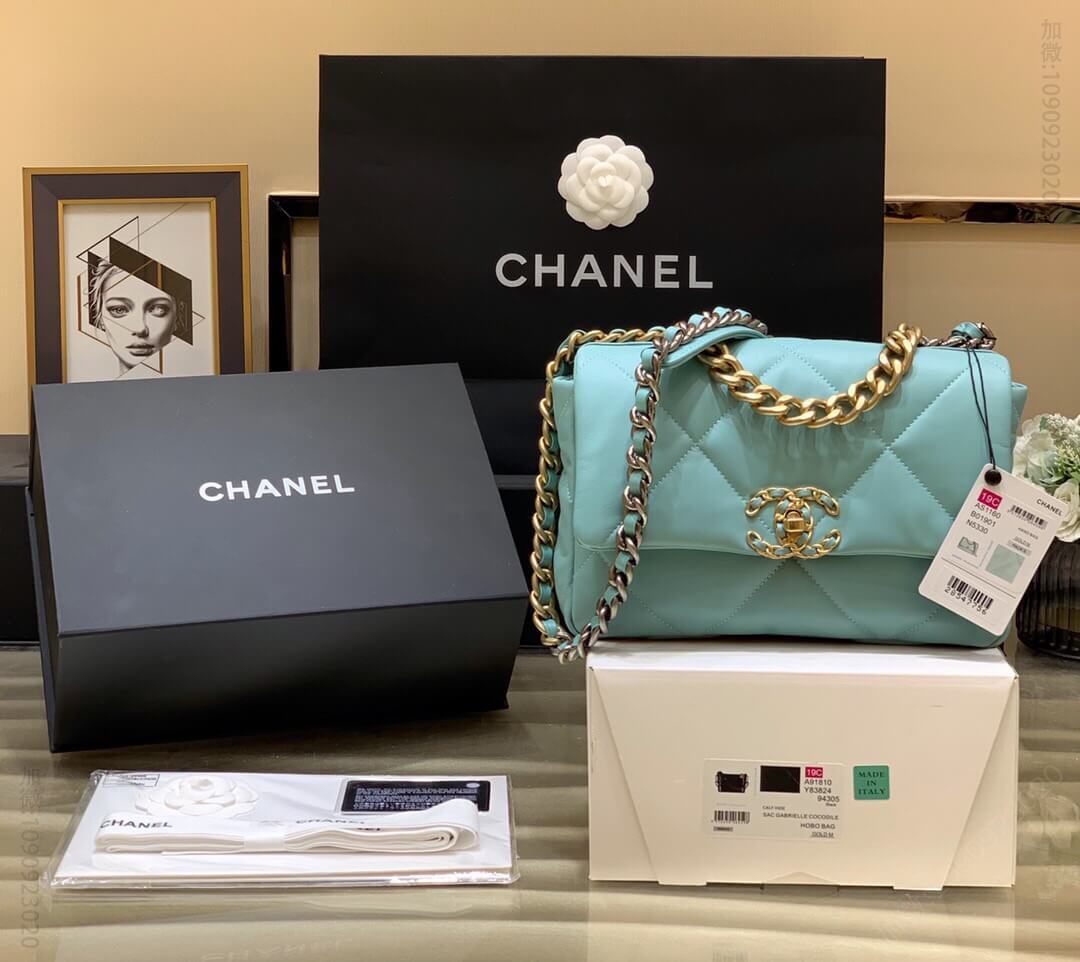 Chanel/香奈儿 专柜最新款19 bag小号 AS1160