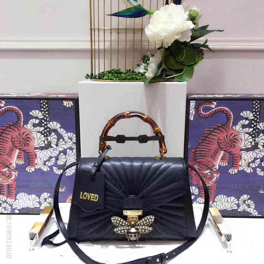 Gucci古驰 玛格丽特皇后系列 金属蜜蜂绗缝竹节手提包 476531黑色