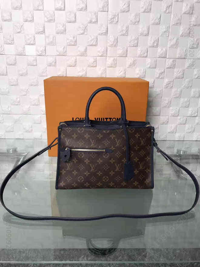 高仿路易威登女士手提包 LV（路易威登）新款POPINCOURT老花拼宝蓝色机车包 M43433 高仿路易威登女士手提包 M43433