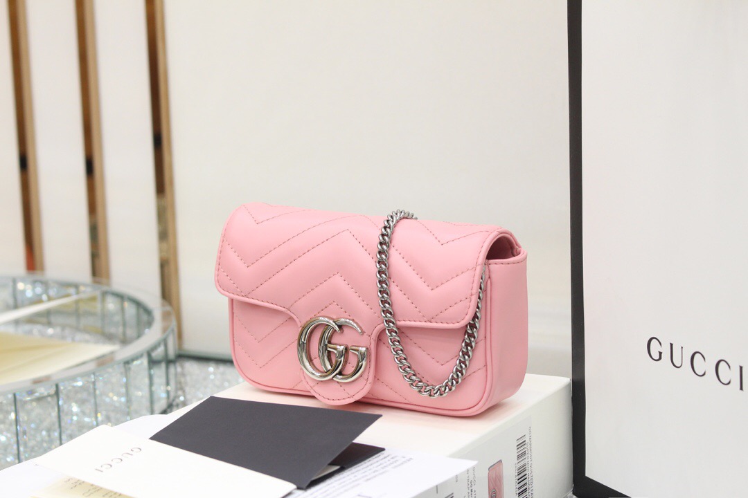 Gucci GG Marmont super mini bag 476433...