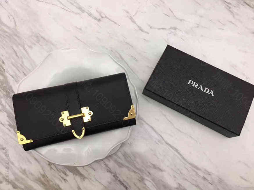 PRADA/普拉达 黑色Saffiano皮革金属翻盖女士钱夹 1MH132