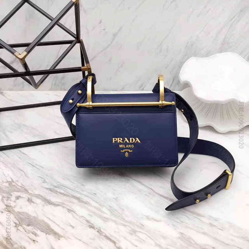 PRADA/普拉达 宝蓝色小牛皮女士单肩包 1BD075