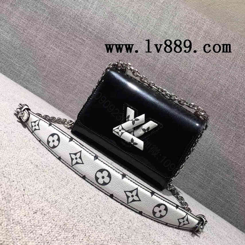 LV M54243 漆面小牛皮 雕花锁饰 TWIST 小号单肩斜挎包