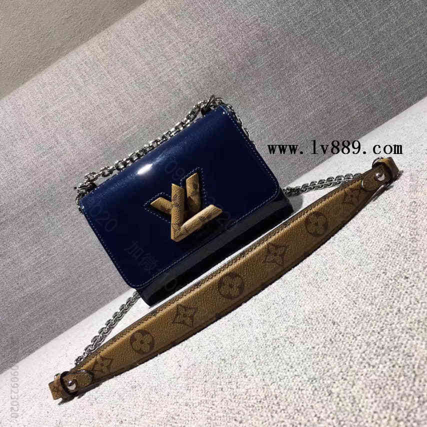 LV M54242 漆面小牛皮 雕花锁饰 TWIST 小号单肩斜挎包