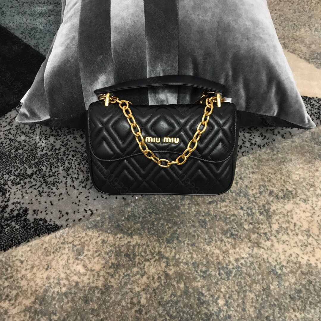 MIUMIU缪缪顶级进口Matelasse小羊皮棱格压纹单肩斜挎包5BD14...