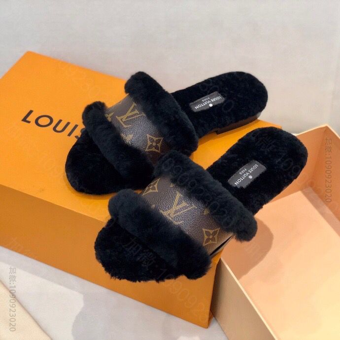 LV/路易威登 羊毛拖鞋标致性皮面/进口澳洲羊毛皮/真皮拖鞋
