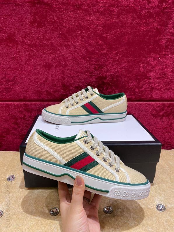 Gucci古驰 G家 Tennis 1977系列情侣GG运动帆布鞋