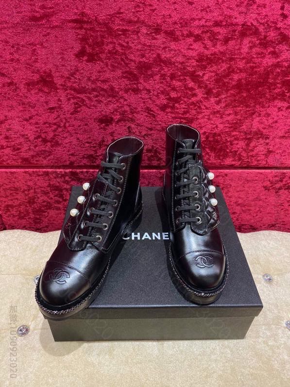 CHANEL香奶奶经典菱格纹机车靴 小香风黑色经典系全皮机车靴