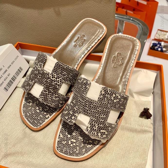 【HERMES】爱马仕 意大利进口高密度真皮大底鸵鸟皮拖鞋