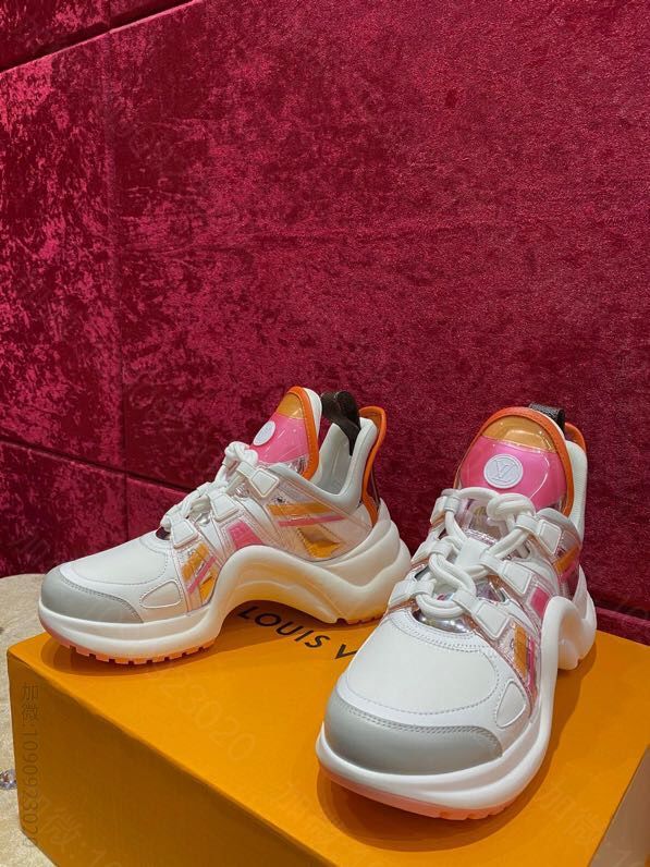 Loui Vuitton 驴家牌 路易威登经典老爹鞋