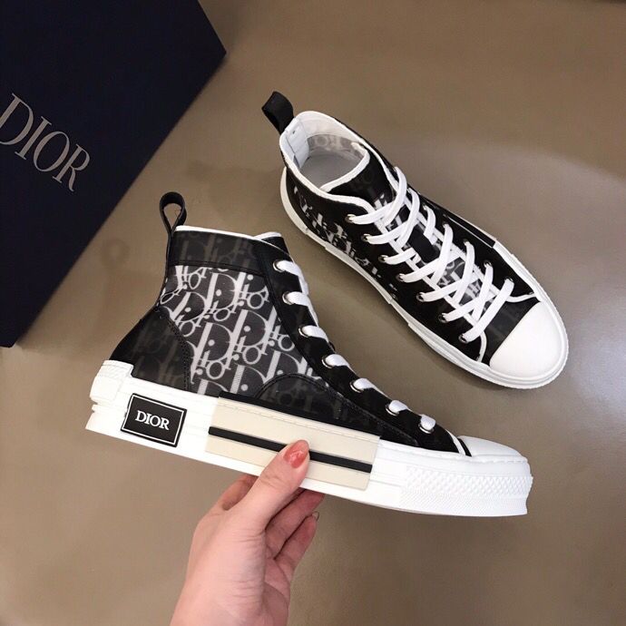 Dior迪奥 CD 情侣款DIOKAWS 重磅联名 官方最新发售 DIO B23 运动鞋系列 高/低帮