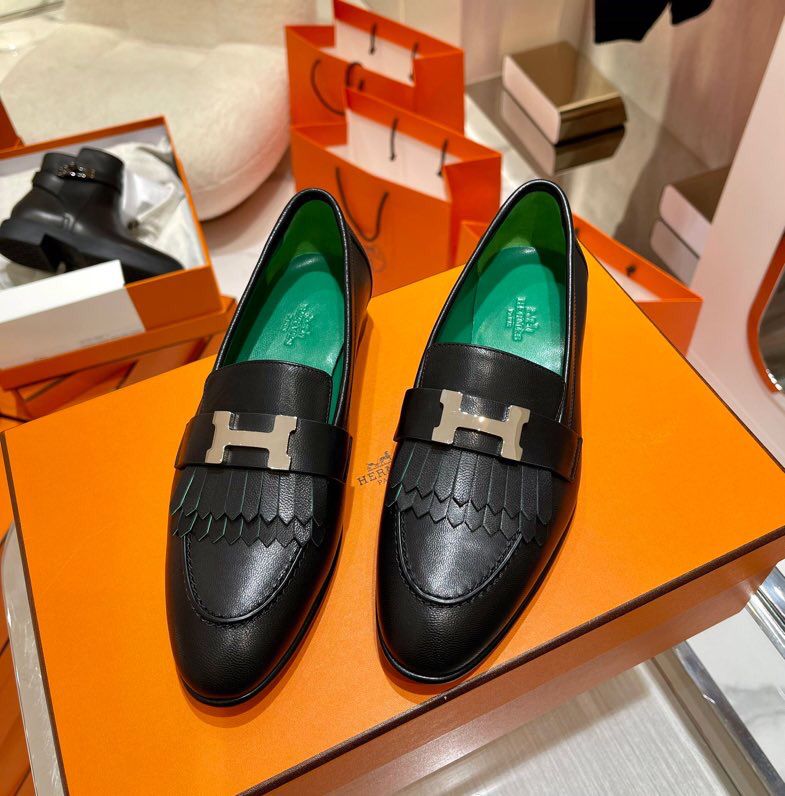 精仿爱马仕女款皮鞋 HERMES爱马仕 2023最新升级版经典爆款Royal乐福鞋 精仿爱马仕皮鞋价格 